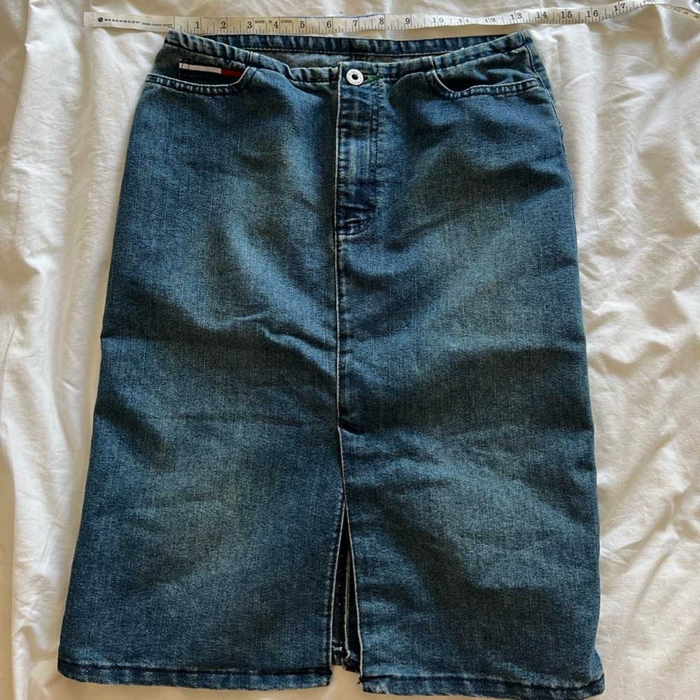 Vintage Tommy Hilfiger denim midi skirt small